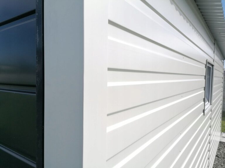 Garaze-blaszane-blaszak-6-x-5-bialy-grafit-Kod-producenta-6x5b