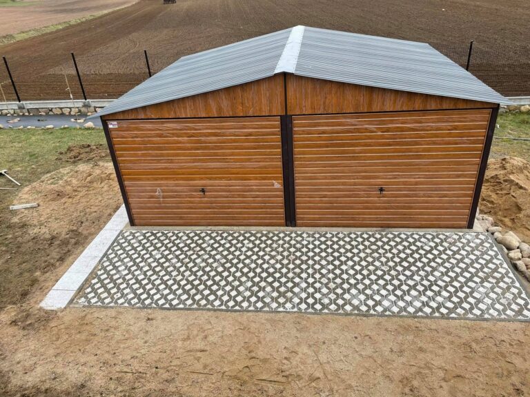 Garaze-blaszane-blaszak-drewnopodobne-6-x-5-orzech-Kod-producenta-6x5d